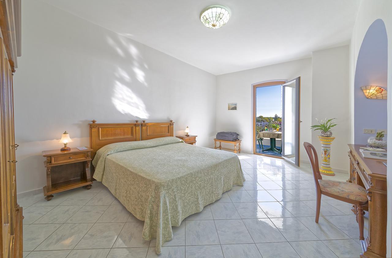Hotel Zaro Lacco Ameno  Exterior photo